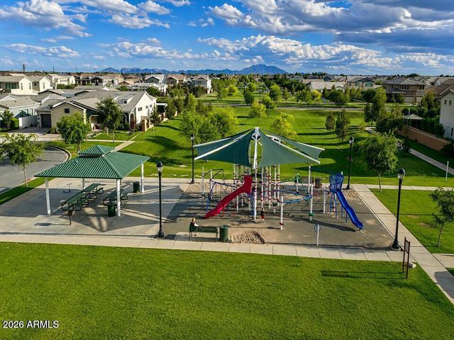 3740 E SAGEBRUSH Street, Gilbert, AZ 85296