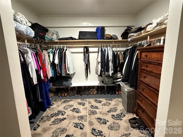 3309 40th Avenue Place NE, Hickory, NC 28601