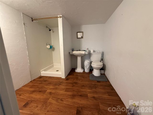 3309 40th Avenue Place NE, Hickory, NC 28601