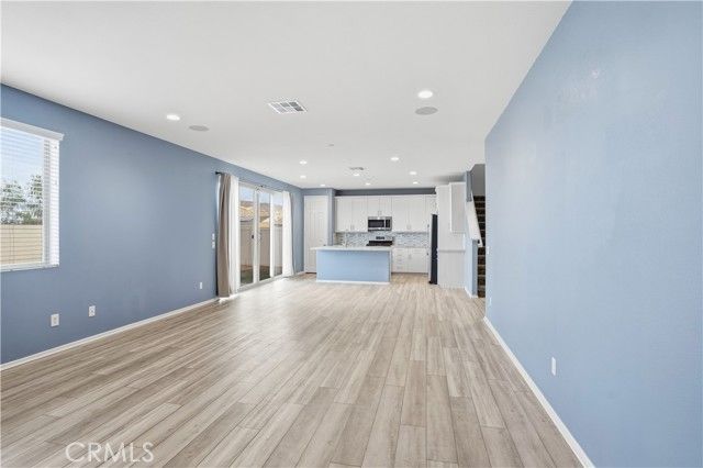 574 Feeder, Hemet, CA 92543