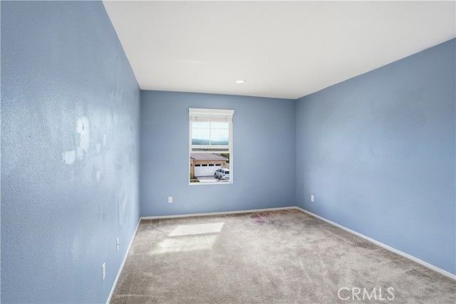 574 Feeder, Hemet, CA 92543