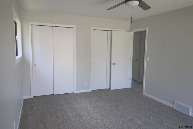 2522 Mose Avenue, Bellevue, NE 68147