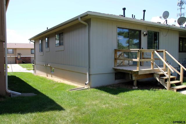 2522 Mose Avenue, Bellevue, NE 68147