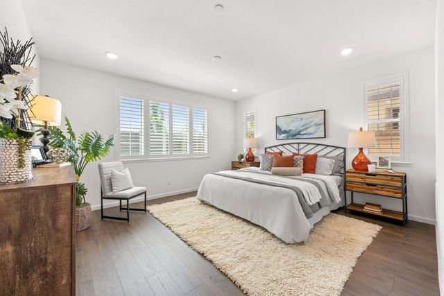 1051 Carson River Dr, Lincoln, CA 95648
