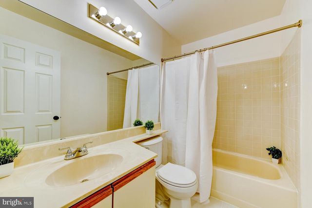 21 DORSET CT, Princeton, NJ 08540