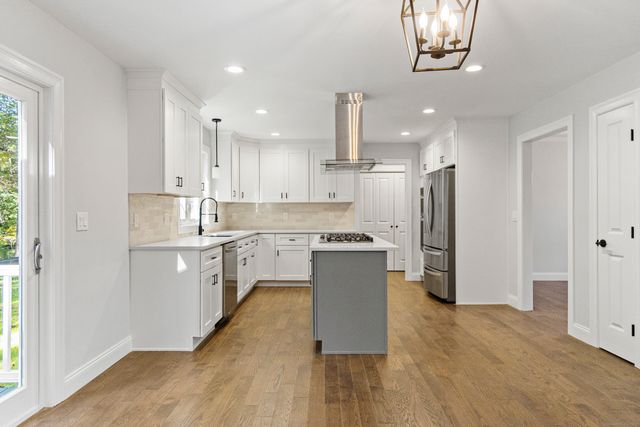 147 Blue Hills Drive, Guilford, CT 06437