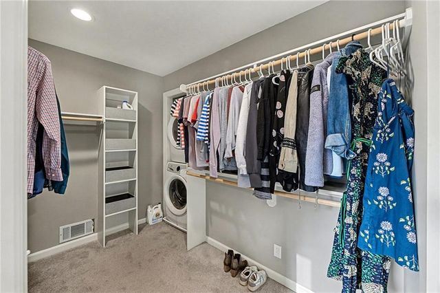 8001 Dearborn Drive, Prairie Village, KS 66208