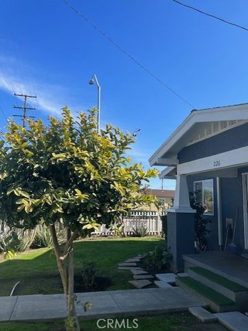 226 E Edinger Avenue, Santa Ana, CA 92707