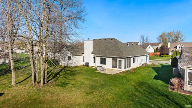9518 Mill Ridge Run, Fort Wayne, IN 46835