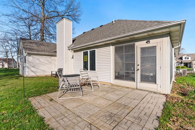 9518 Mill Ridge Run, Fort Wayne, IN 46835