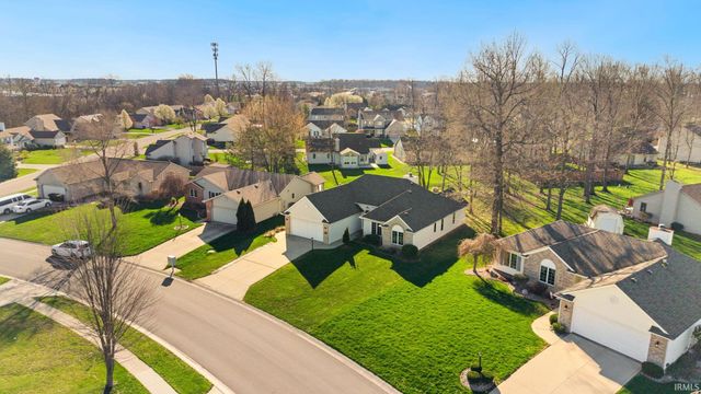 9518 Mill Ridge Run, Fort Wayne, IN 46835