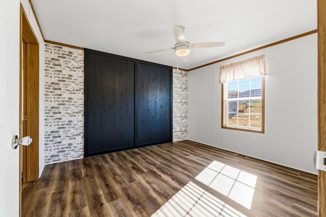 343 PARK RD, Stanley, VA 22851