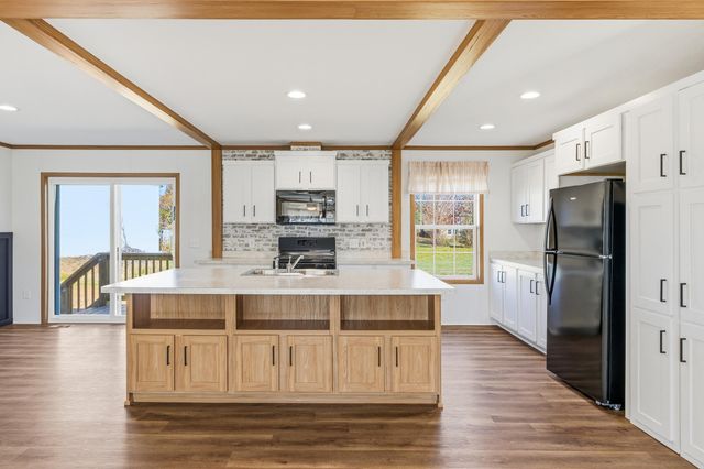 343 PARK RD, Stanley, VA 22851