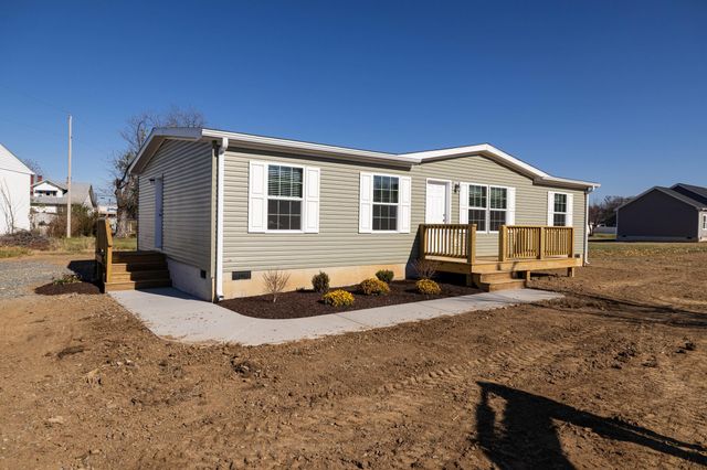 343 PARK RD, Stanley, VA 22851