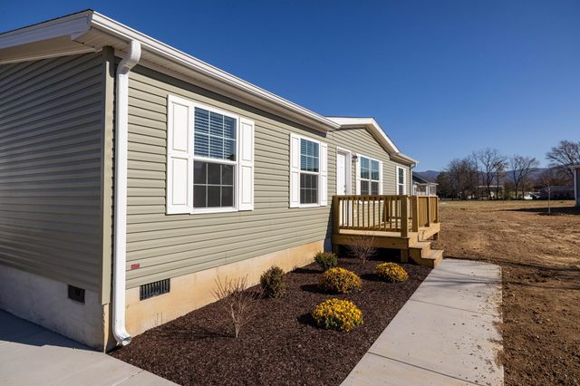 343 PARK RD, Stanley, VA 22851