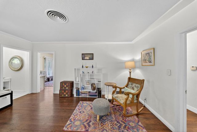 5098 N Del Mar Avenue, Fresno, CA 93704