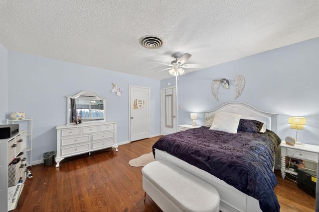 5098 N Del Mar Avenue, Fresno, CA 93704