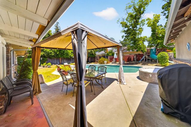 5098 N Del Mar Avenue, Fresno, CA 93704