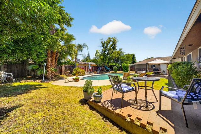 5098 N Del Mar Avenue, Fresno, CA 93704