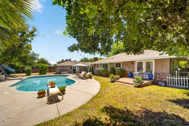 5098 N Del Mar Avenue, Fresno, CA 93704