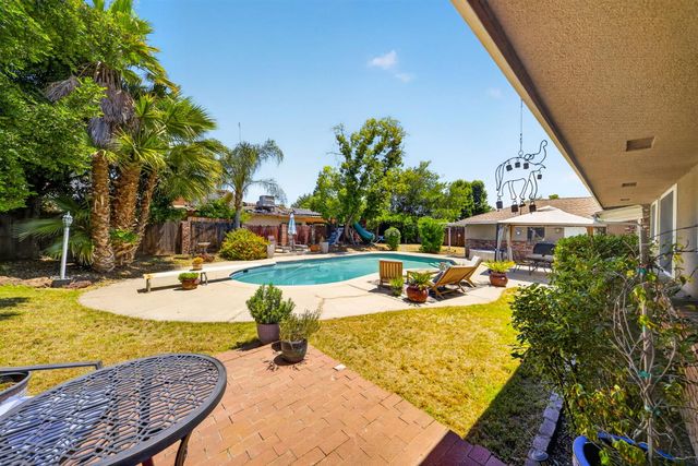 5098 N Del Mar Avenue, Fresno, CA 93704
