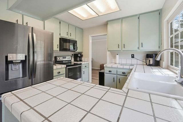 7135 Yorktown Drive, Gilroy, CA 95020