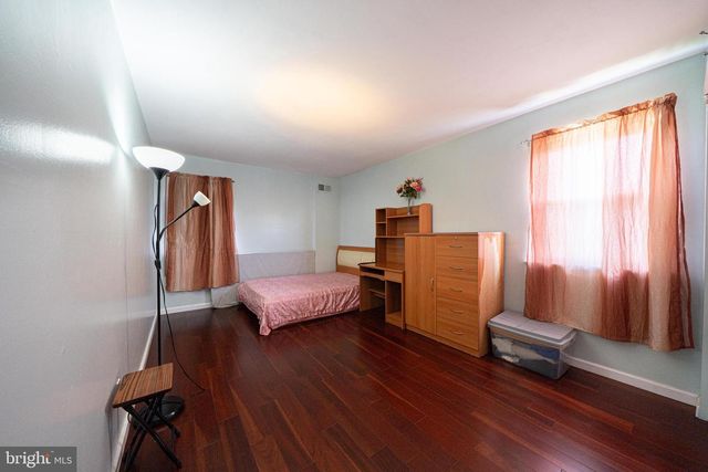 2225 CONWELL AVE, Philadelphia, PA 19115