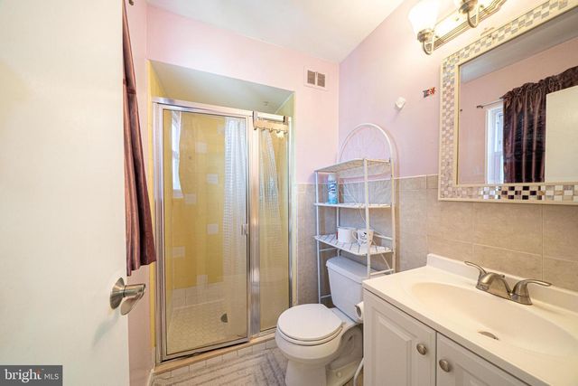 2225 CONWELL AVE, Philadelphia, PA 19115