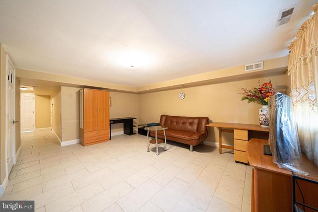 2225 CONWELL AVE, Philadelphia, PA 19115