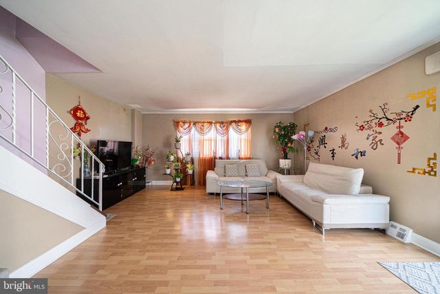 2225 CONWELL AVE, Philadelphia, PA 19115