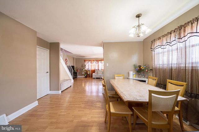 2225 CONWELL AVE, Philadelphia, PA 19115