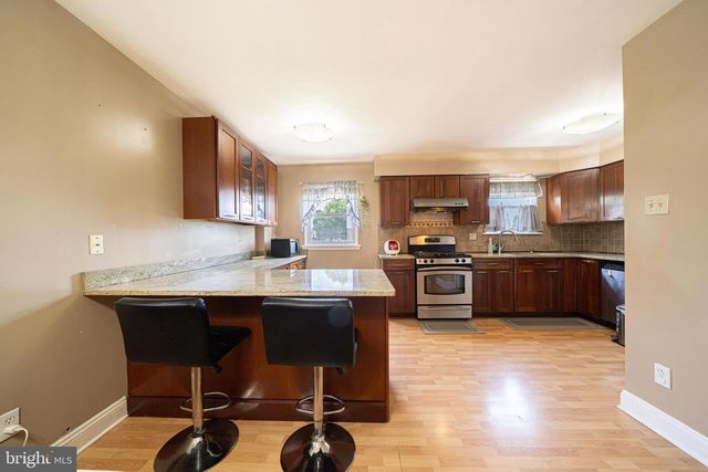 2225 CONWELL AVE, Philadelphia, PA 19115