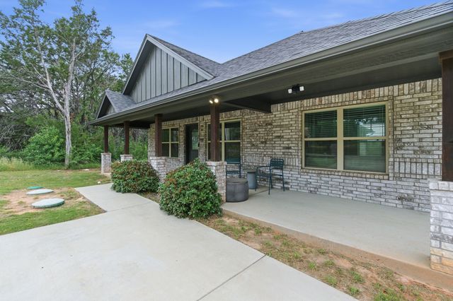 2926 Paluxy Trail, Granbury, TX 76048