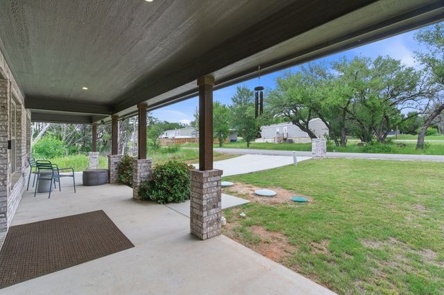 2926 Paluxy Trail, Granbury, TX 76048