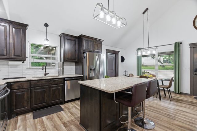 2926 Paluxy Trail, Granbury, TX 76048