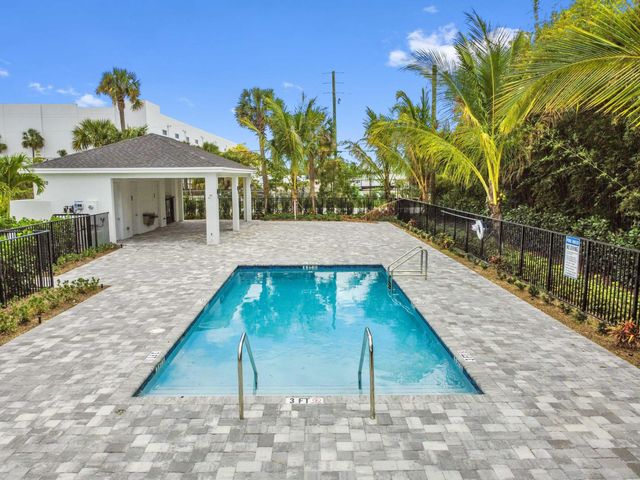 6275 Tenor Drive, West Palm Beach, FL 33413