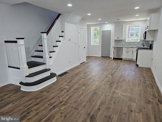 1040 S 56TH ST, Philadelphia, PA 19143