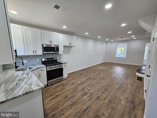 1040 S 56TH ST, Philadelphia, PA 19143