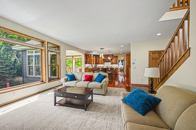 17673 73rd Avenue N, Maple Grove, MN 55311