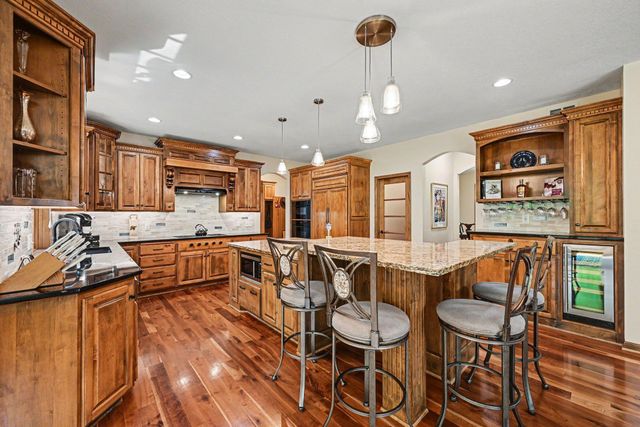 17673 73rd Avenue N, Maple Grove, MN 55311