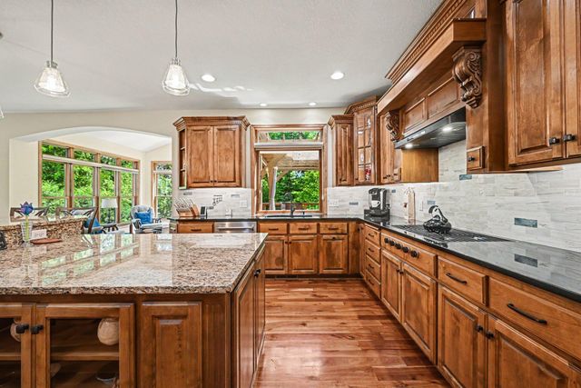 17673 73rd Avenue N, Maple Grove, MN 55311
