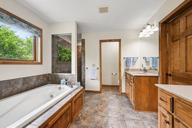 17673 73rd Avenue N, Maple Grove, MN 55311
