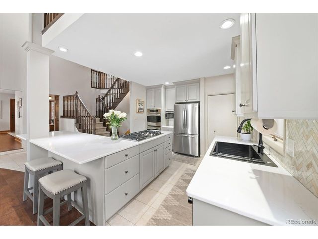 2736 Hiwan Dr, Evergreen, CO 80439