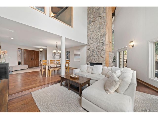 2736 Hiwan Dr, Evergreen, CO 80439