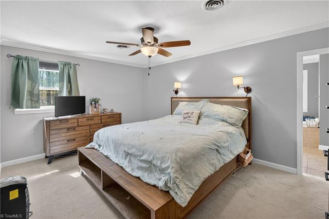 128 Burnley Lane, Mount Airy, NC 27030