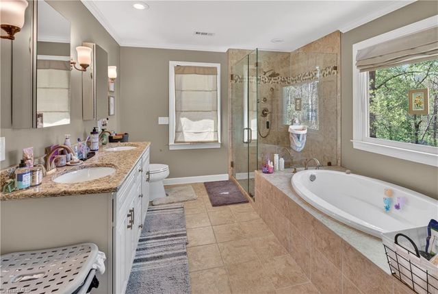 128 Burnley Lane, Mount Airy, NC 27030