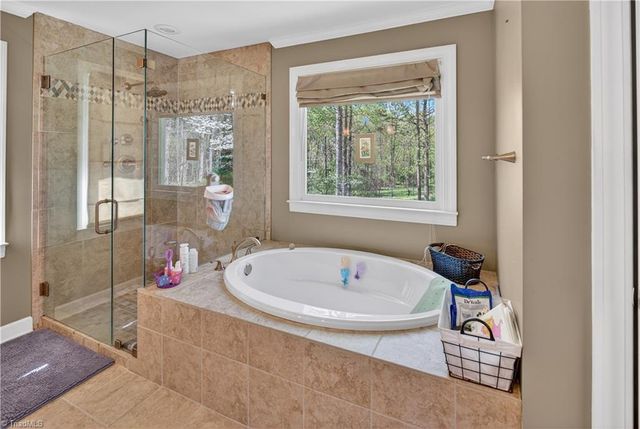 128 Burnley Lane, Mount Airy, NC 27030