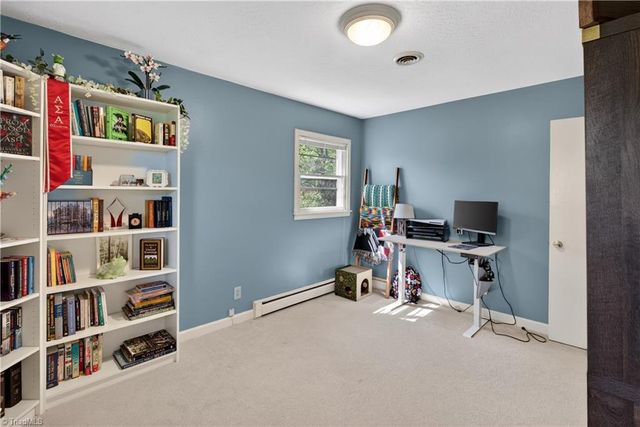 128 Burnley Lane, Mount Airy, NC 27030