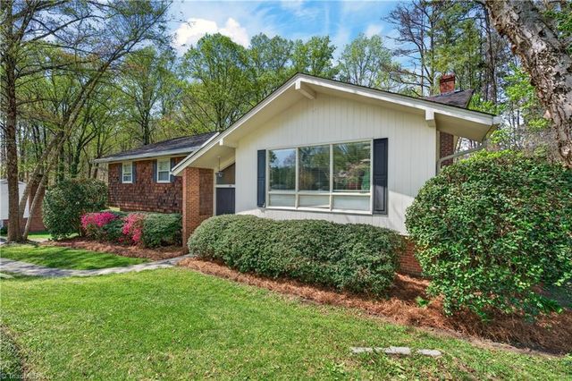 128 Burnley Lane, Mount Airy, NC 27030