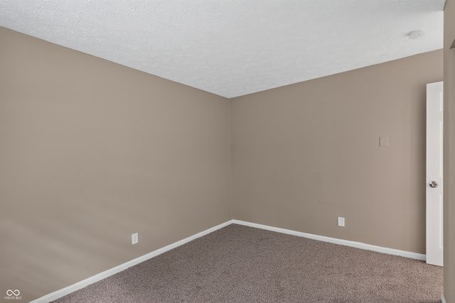 9514 Pepperidge Drive, Indianapolis, IN 46235